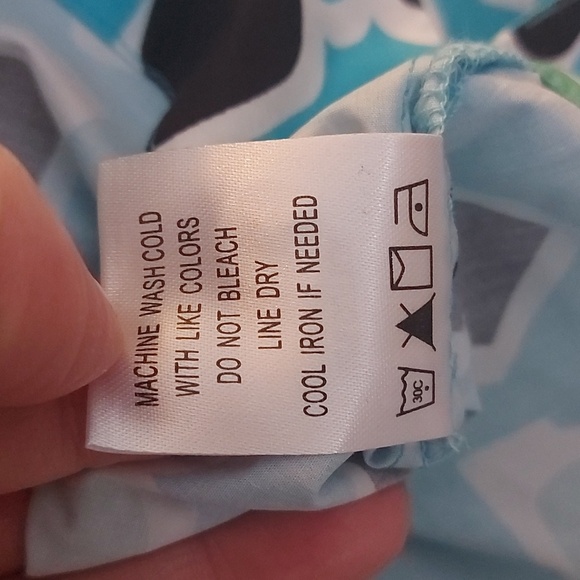 NWT Tyler Boe Novelty Sunglasses Print Popover Tunic Top 100% Cotton Size Small - Picture 8 of 8